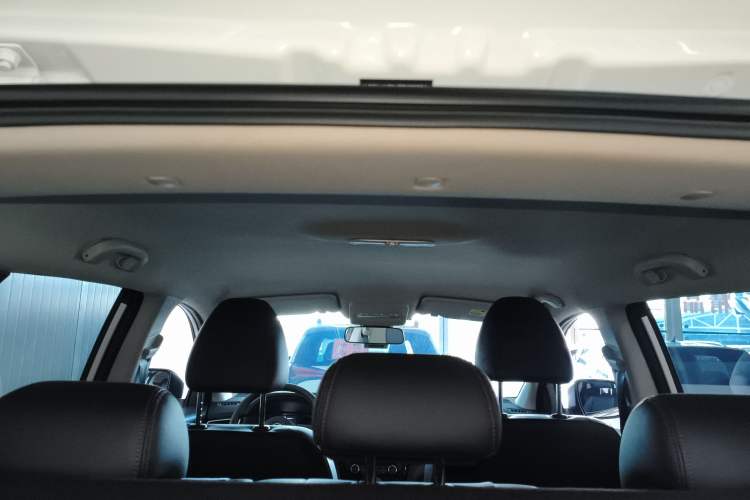 Used Nissan Qashqai 2023 Classic 2.0L CVT XV Comfort Edition Headliner