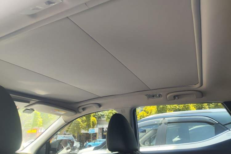 Used Nissan Qashqai 2023 Classic 2.0L CVT XV Prem. Smart Enjoyment Edition Headliner