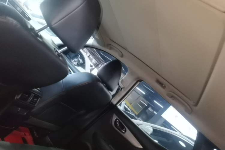 Used Nissan Qashqai 2023 Classic 2.0L CVT XV Prem. Smart Enjoyment Edition Headliner