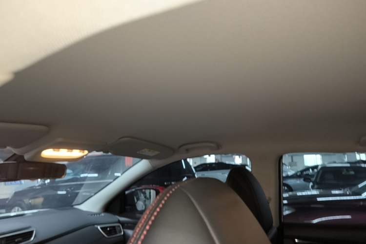 Used Nissan Qashqai 2023 Classic 2.0L CVT XV Comfort Edition Headliner
