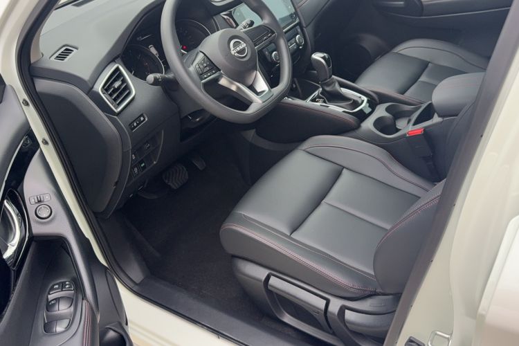 Used Nissan Qashqai 2023 Classic 2.0L CVT XV Comfort Edition Interior 1