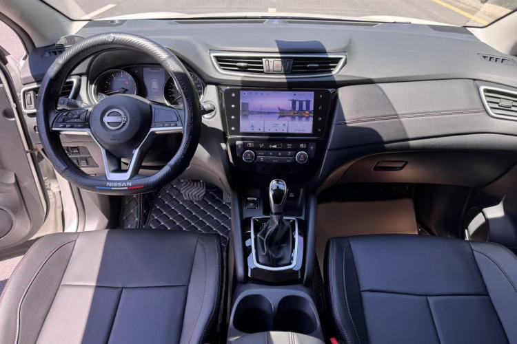 Used Nissan Qashqai 2023 Classic 2.0L CVT XV Comfort Edition Interior 1