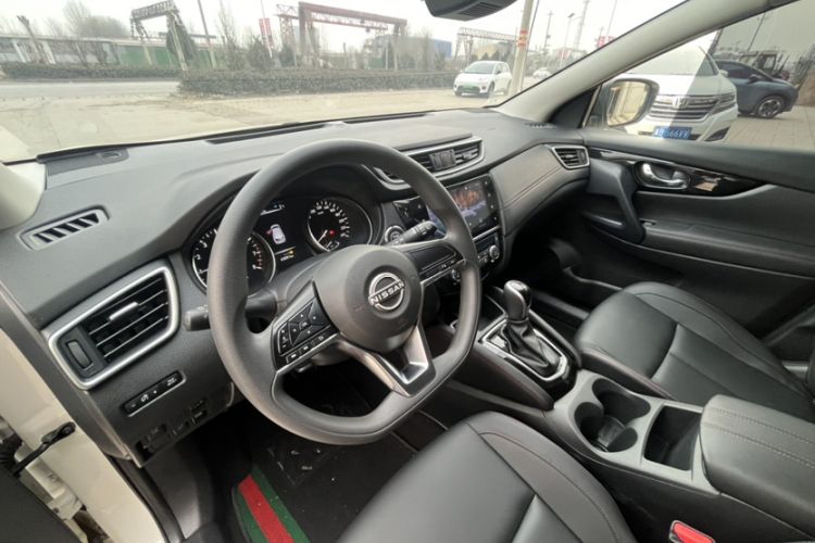 Used Nissan Qashqai 2023 Classic 2.0L CVT XV Comfort Edition Interior 2