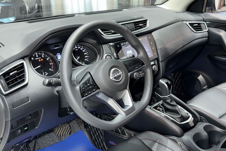 Used Nissan Qashqai 2023 Classic 2.0L CVT XV Comfort Edition Interior 2