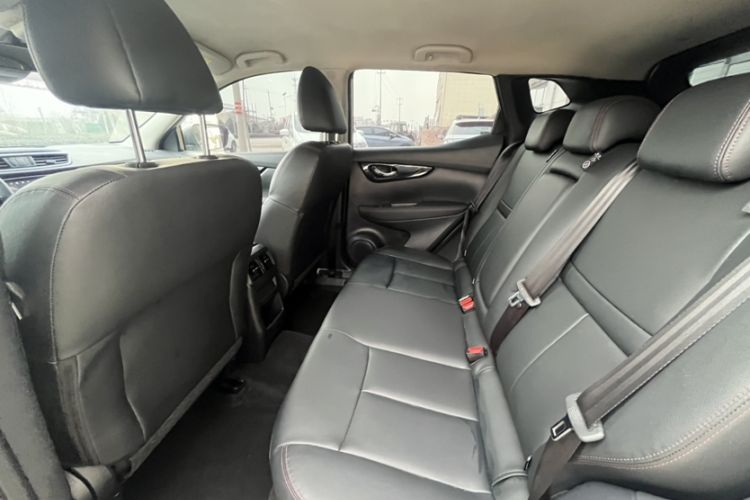 Used Nissan Qashqai 2023 Classic 2.0L CVT XV Comfort Edition Interior 3