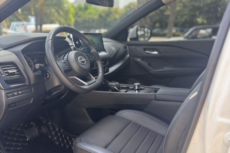 Used Nissan Qashqai 2023 1.3T CVT Luxury Edition Interior 3