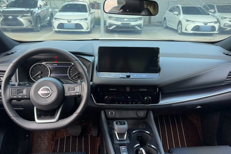 Used Nissan Qashqai 2023 1.3T CVT Luxury Edition Interior 3