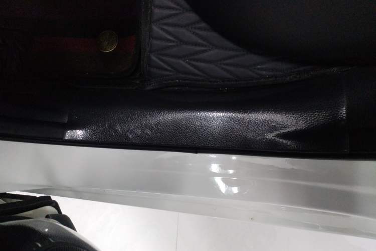 Used Nissan Qashqai 2023 Classic 2.0L CVT XV Comfort Edition Interior 4