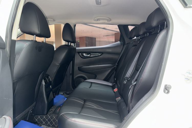 Used Nissan Qashqai 2023 Classic 2.0L CVT XV Comfort Edition Interior 4