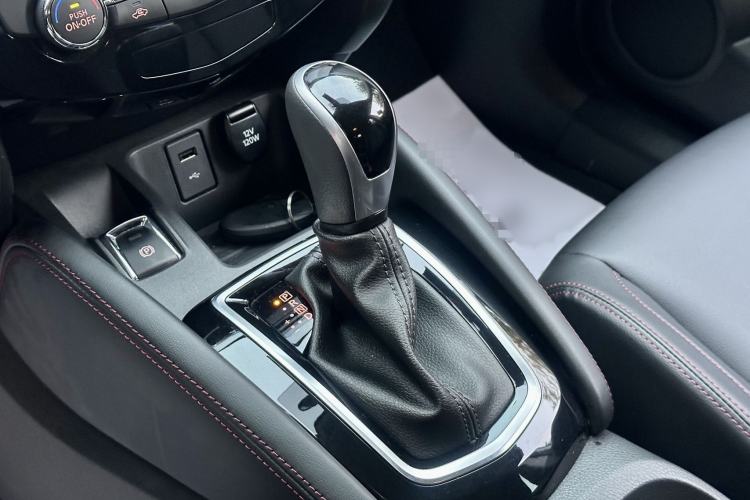 Used Nissan Qashqai 2023 Classic 2.0L CVT XV Comfort Edition Interior 4