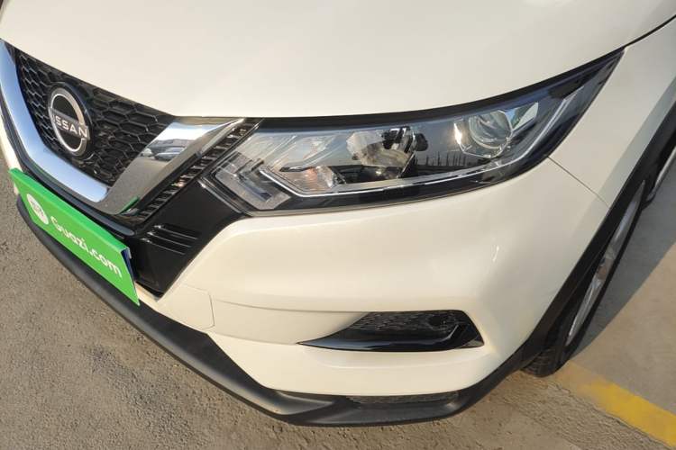 Used Nissan Qashqai 2023 Classic 2.0L CVT XV Comfort Edition Left Front Headlight