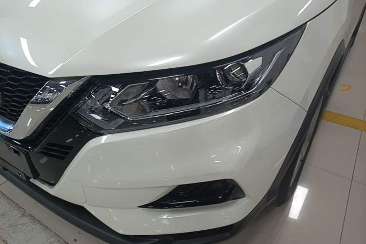 Used Nissan Qashqai 2023 Classic 2.0L CVT XV Comfort Edition Left Front Headlight