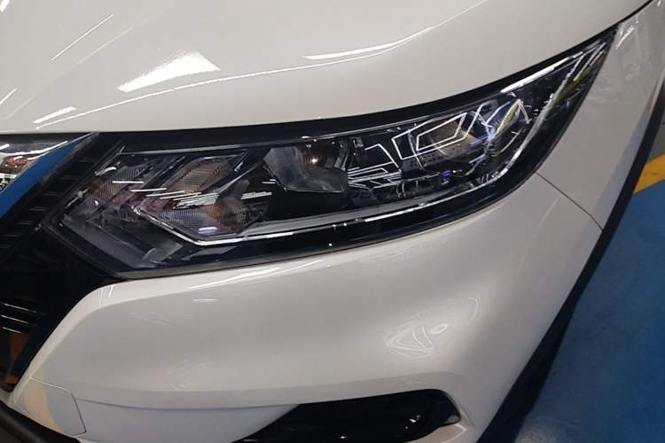 Used Nissan Qashqai 2023 Classic 2.0L CVT XV Comfort Edition Left Front Headlight