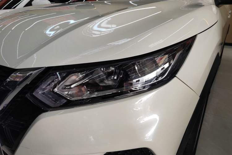 Used Nissan Qashqai 2023 Classic 2.0L CVT XV Comfort Edition Left Front Headlight
