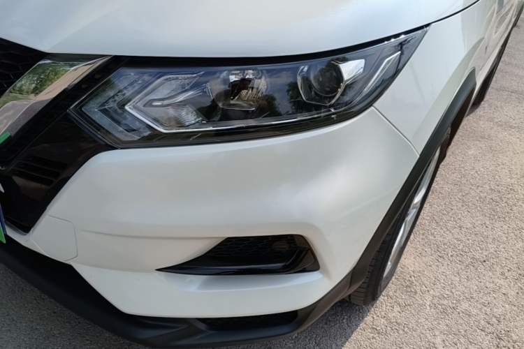 Used Nissan Qashqai 2023 Classic 2.0L CVT XV Comfort Edition Left Front Headlight