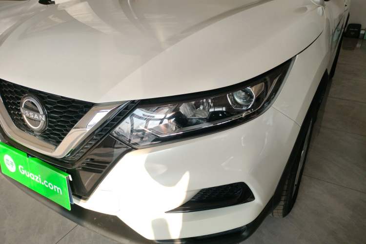 Used Nissan Qashqai 2023 Classic 2.0L CVT XV Comfort Edition Left Front Headlight