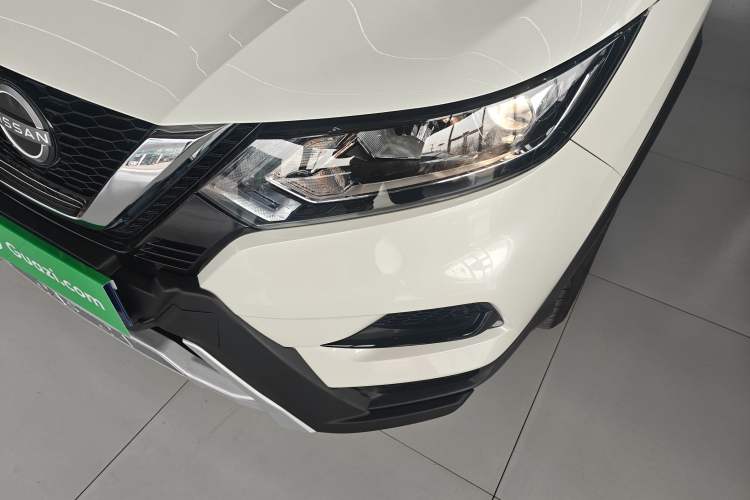 Used Nissan Qashqai 2023 Classic 2.0L CVT XV Comfort Edition Left Front Headlight