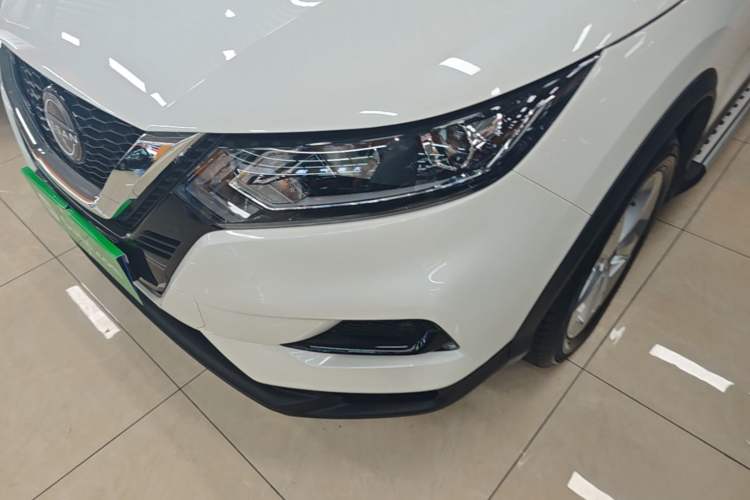 Used Nissan Qashqai 2023 Classic 2.0L CVT XV Comfort Edition Left Front Headlight