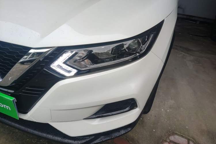 Used Nissan Qashqai 2023 Classic 2.0L CVT XV Comfort Edition Left Front Headlight