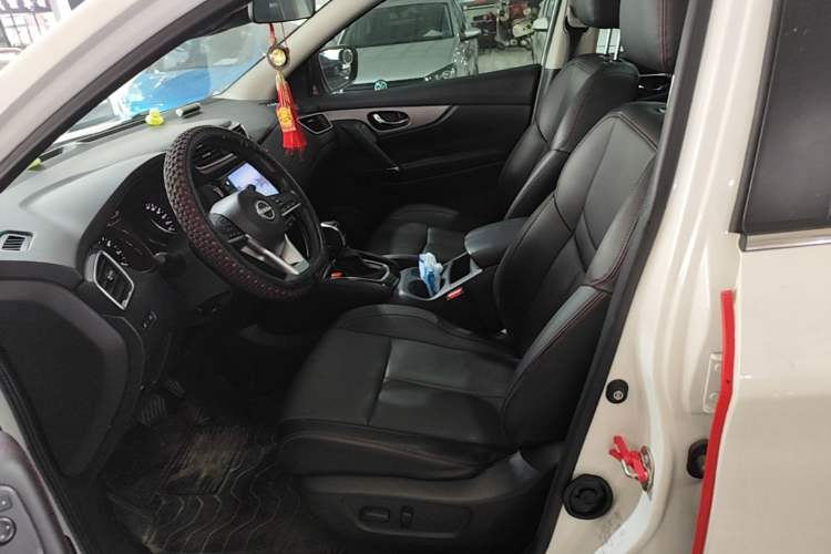 Used Nissan Qashqai 2023 Classic 2.0L CVT XV Prem. Smart Enjoyment Edition Left Front Seat