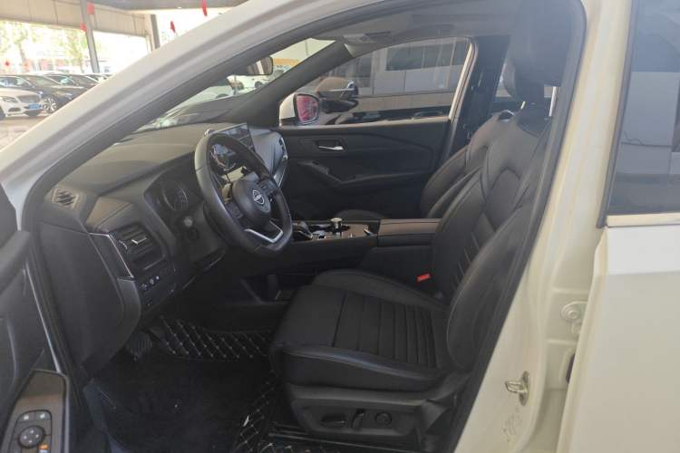Used Nissan Qashqai 2023 1.3T CVT Luxury Edition Left Front Seat