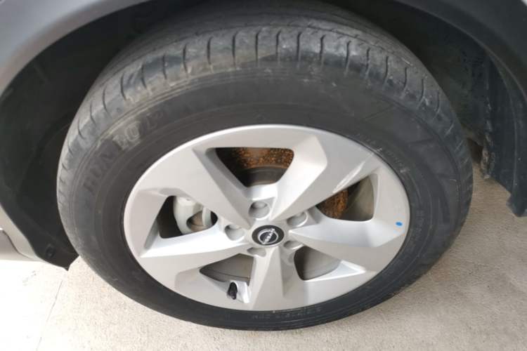 Used Nissan Qashqai 2023 Classic 2.0L CVT XV Comfort Edition Left Front Wheel Hub