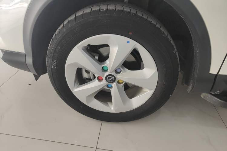 Used Nissan Qashqai 2023 Classic 2.0L CVT XV Comfort Edition Left Front Wheel Hub
