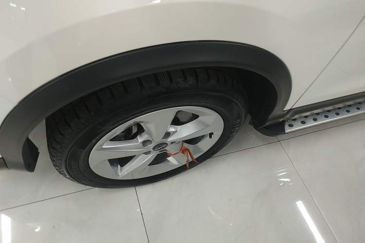 Used Nissan Qashqai 2023 Classic 2.0L CVT XV Comfort Edition Left Front Wheel Hub