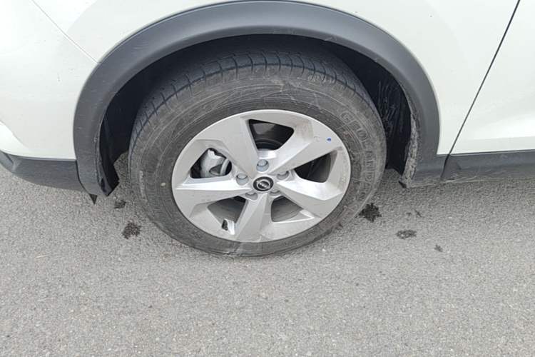 Used Nissan Qashqai 2023 Classic 2.0L CVT XV Comfort Edition Left Front Wheel Hub