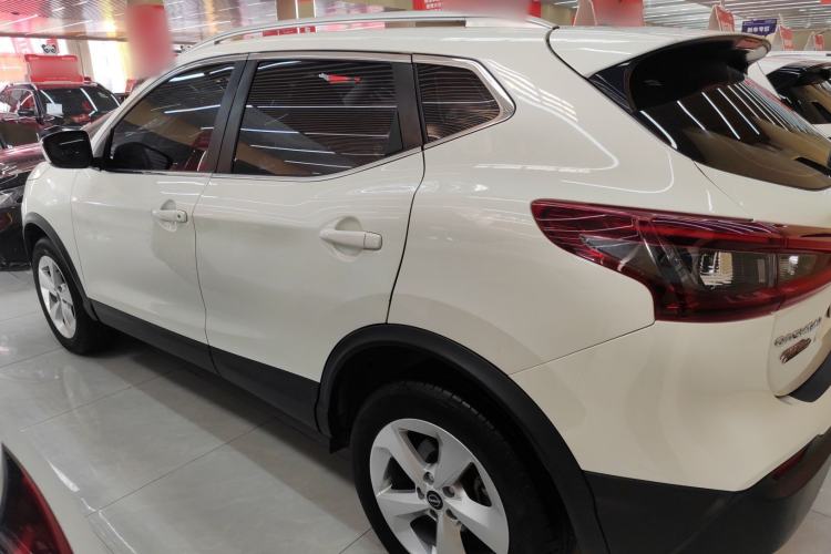 Used Nissan Qashqai 2023 Classic 2.0L CVT XV Comfort Edition Left Side