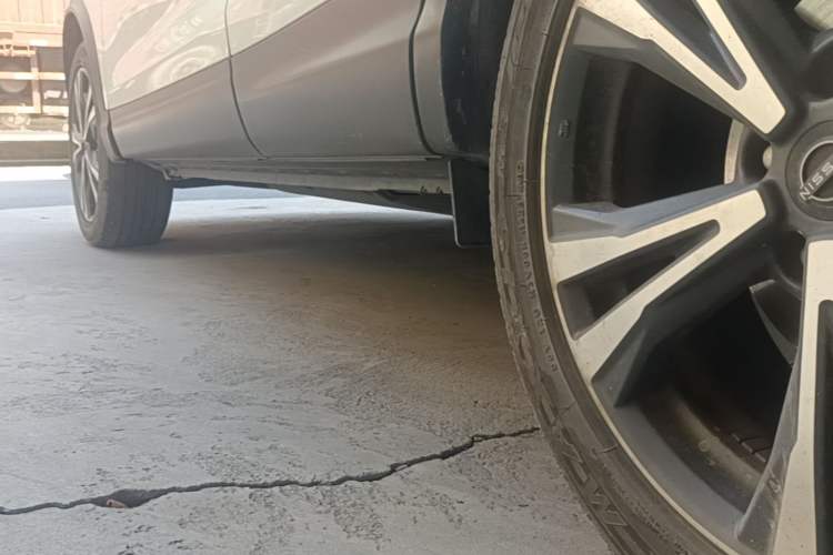 Used Nissan Qashqai 2023 Classic 2.0L CVT XV+ Leading Edition Left Side Sill