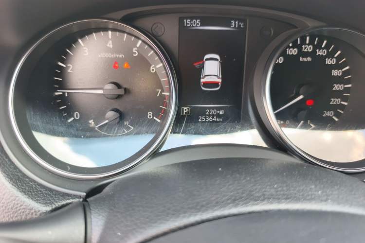 Used Nissan Qashqai 2023 Classic 2.0L CVT XV Comfort Edition Odometer Close Up