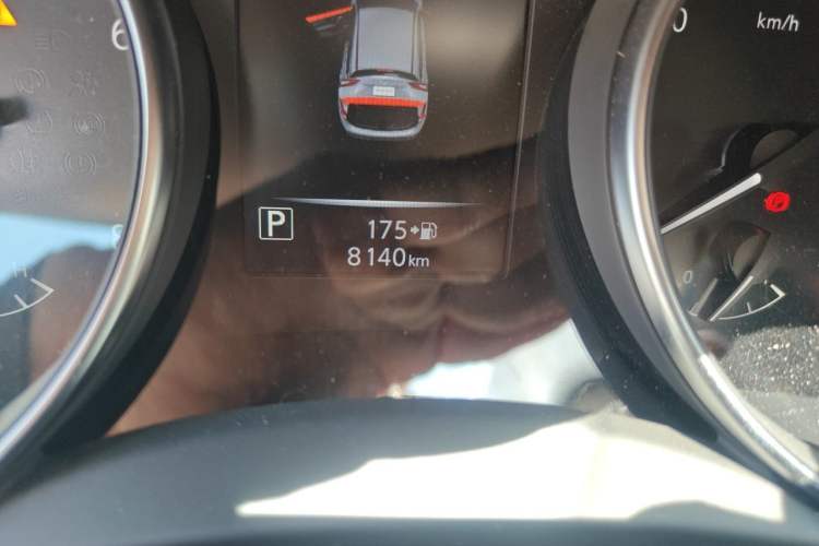 Used Nissan Qashqai 2023 Classic 2.0L CVT XV Comfort Edition Odometer Close Up