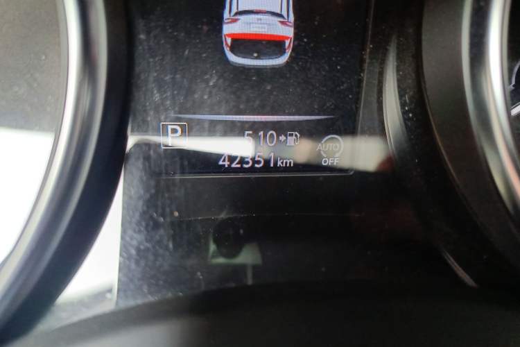 Used Nissan Qashqai 2023 Classic 2.0L CVT XV Comfort Edition Odometer Close Up
