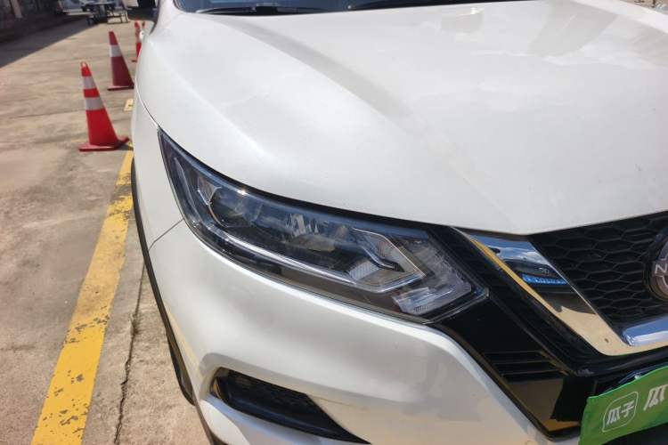 Used Nissan Qashqai 2023 Classic 2.0L CVT XV Comfort Edition Right Front Headlight