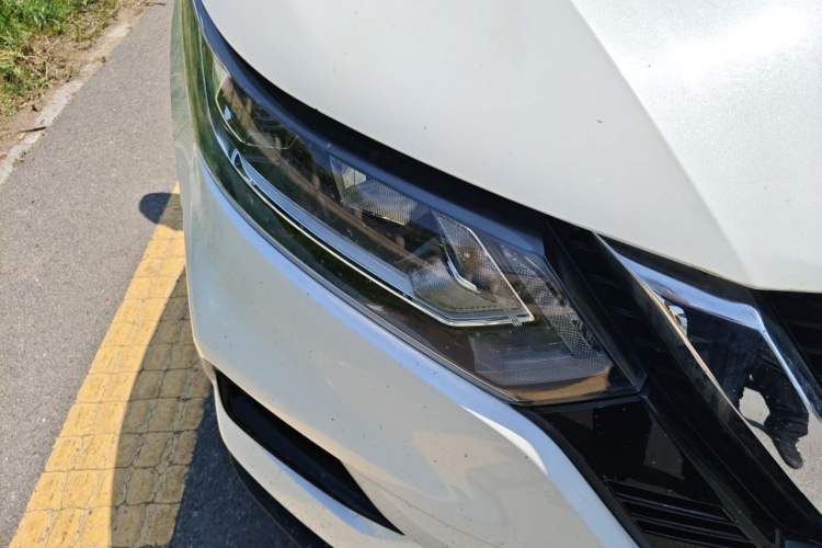 Used Nissan Qashqai 2023 Classic 2.0L CVT XV Comfort Edition Right Front Headlight