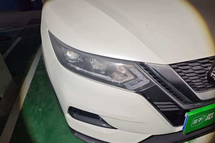 Used Nissan Qashqai 2023 Classic 2.0L CVT XV Comfort Edition Right Front Headlight