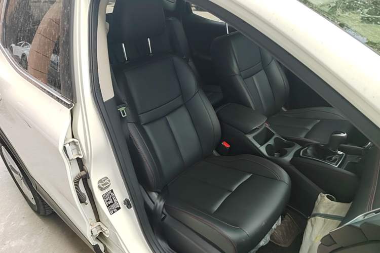 Used Nissan Qashqai 2023 Classic 2.0L CVT XV Comfort Edition Right Front Seat