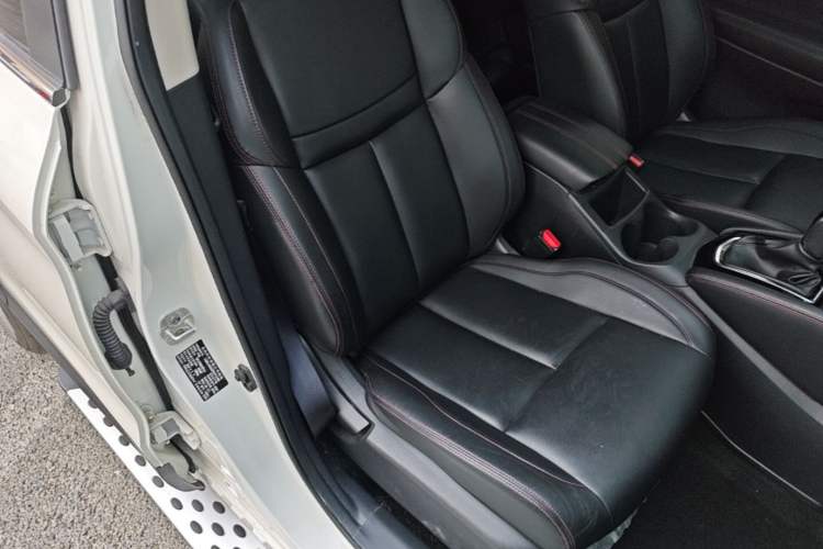 Used Nissan Qashqai 2023 Classic 2.0L CVT XV Comfort Edition Right Front Seat