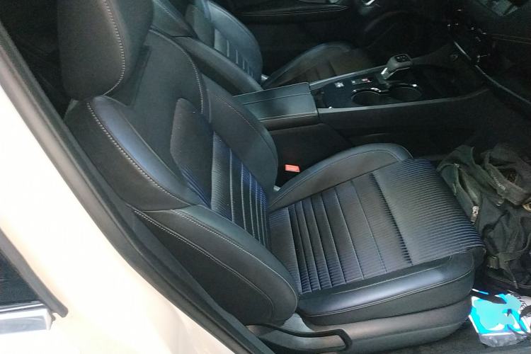 Used Nissan Qashqai 2023 1.3T CVT Luxury Edition Right Front Seat