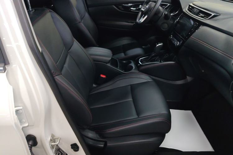 Used Nissan Qashqai 2023 Classic 2.0L CVT XV Comfort Edition Right Front Seat