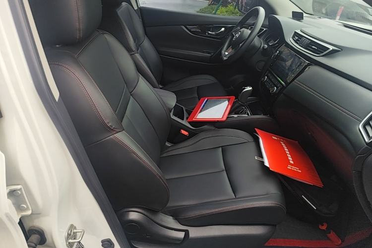 Used Nissan Qashqai 2023 Classic 2.0L CVT XV Comfort Edition Right Front Seat