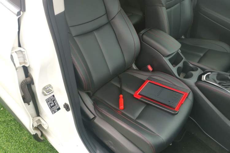 Used Nissan Qashqai 2023 Classic 2.0L CVT XV Comfort Edition Right Front Seat