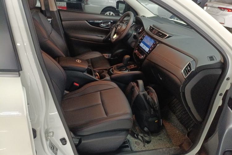 Used Nissan Qashqai 2023 Classic 2.0L CVT XV Comfort Edition Right Front Seat