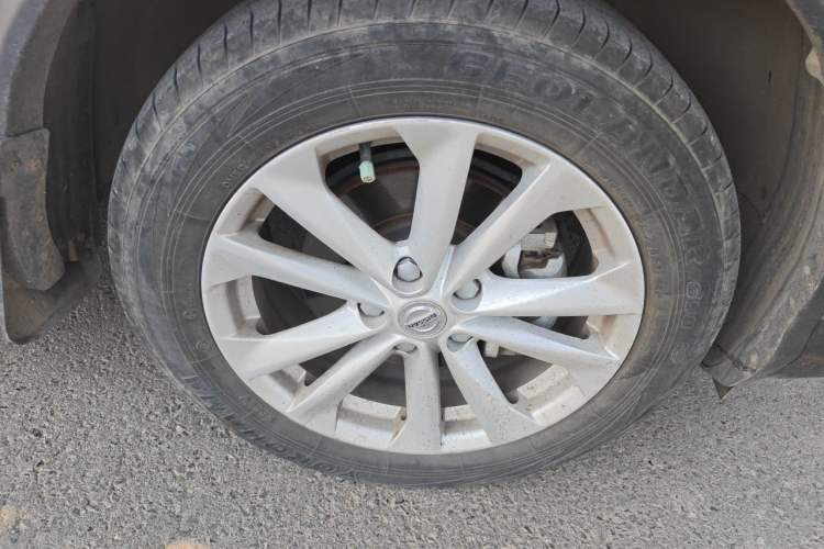 Used Nissan Qashqai 2023 Classic 2.0L CVT XV Comfort Edition Right Front Wheel Hub