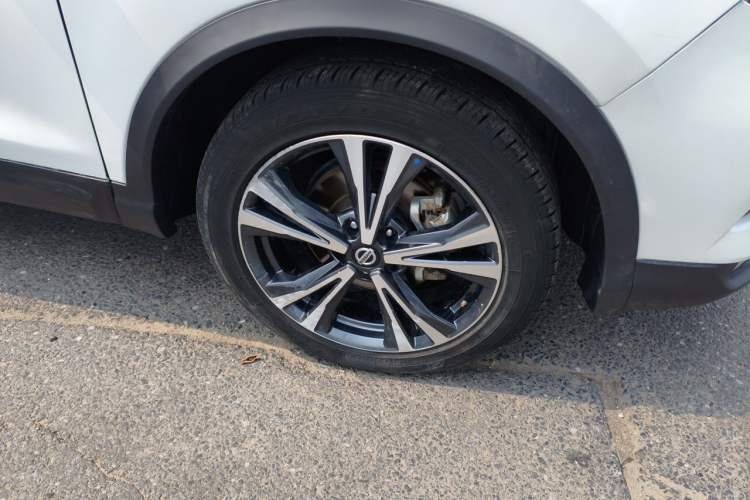 Used Nissan Qashqai 2023 Classic 2.0L CVT XV Prem. Smart Enjoyment Edition Right Front Wheel Hub