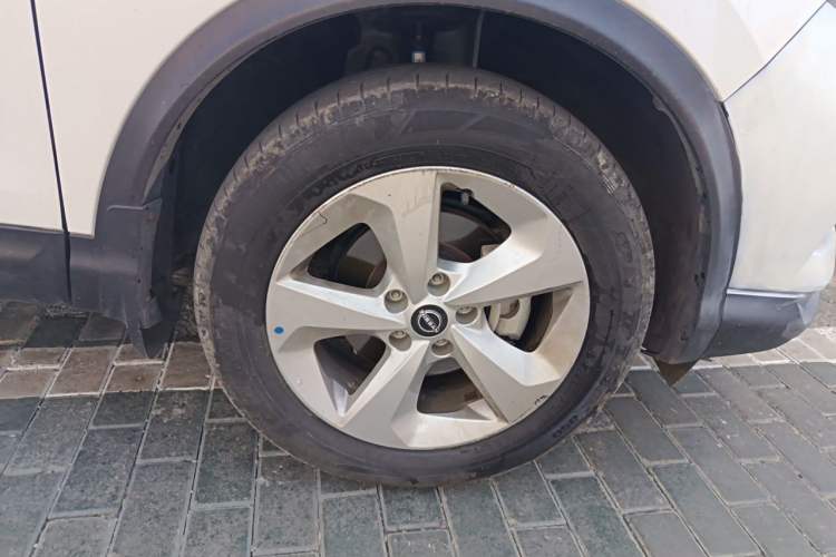 Used Nissan Qashqai 2023 Classic 2.0L CVT XV Comfort Edition Right Front Wheel Hub