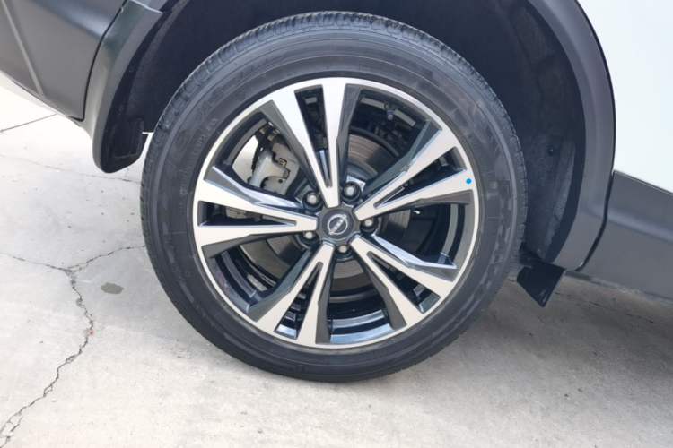 Used Nissan Qashqai 2023 Classic 2.0L CVT XV+ Leading Edition Right Rear Wheel Hub