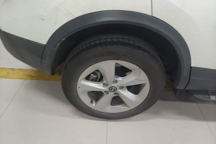Used Nissan Qashqai 2023 Classic 2.0L CVT XV Comfort Edition Right Rear Wheel Hub