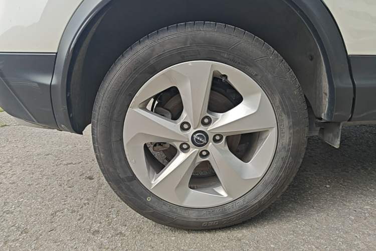 Used Nissan Qashqai 2023 Classic 2.0L CVT XV Comfort Edition Right Rear Wheel Hub